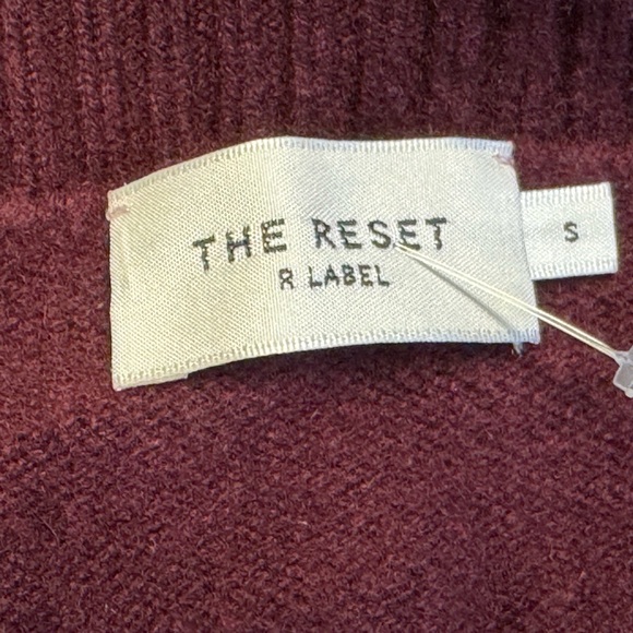 The Reset R Label Wine Wool Blend Cardigan SZ S - Picture 5 of 7